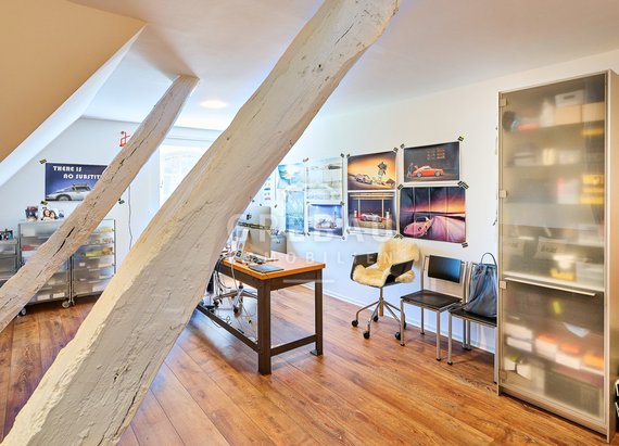 RESERVIERT: Idylle unter Reet! Modernes und top-gepflegtes Mittelreihenhaus in stadtnaher Hofanlage