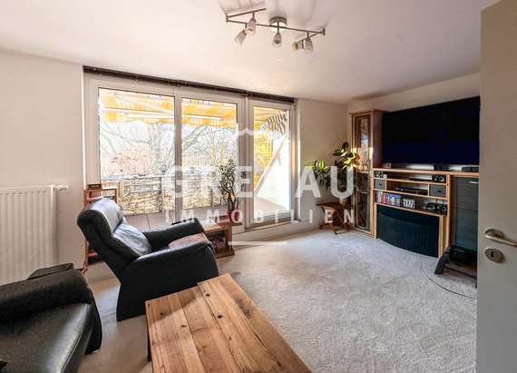 Vermietete 2-Zimmer-Wohnung im Dachgeschoss über zwei Ebenen mit TG-Stellplatz in Schenefeld