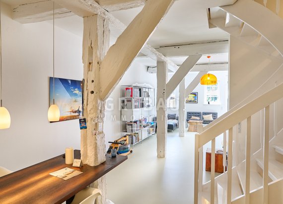 RESERVIERT: Idylle unter Reet! Modernes und top-gepflegtes Mittelreihenhaus in stadtnaher Hofanlage
