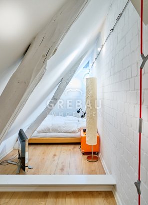RESERVIERT: Idylle unter Reet! Modernes und top-gepflegtes Mittelreihenhaus in stadtnaher Hofanlage