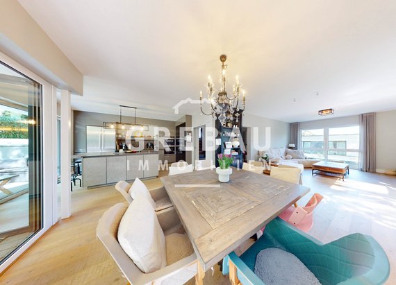 Moderne Doppelhaushälfte mit Energieeffizienzklasse A im schönen Blankenese