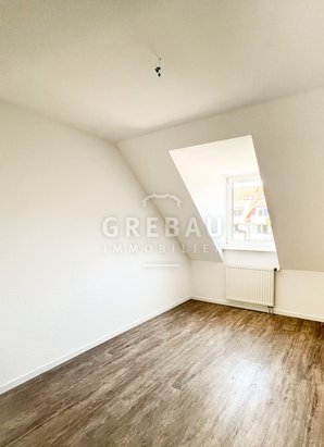 Gepflegte 2,5-Zimmer-Maisonettewohnung im Dachgeschoss mit
TG-Stellplatz in Schenefeld
